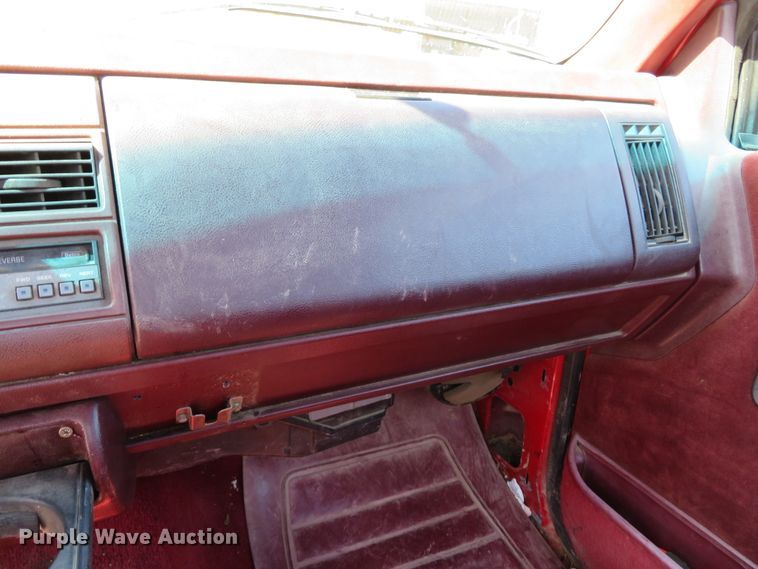 image for item DH0677 1994 Chevrolet K1500  pickup truck