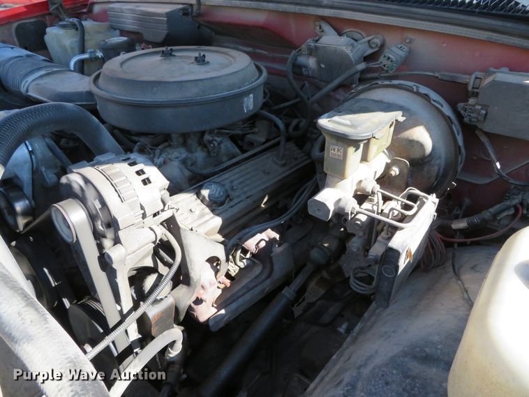 image for item DH0677 1994 Chevrolet K1500  pickup truck