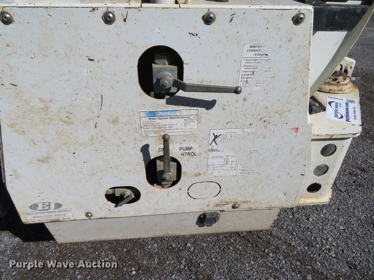 image for item DH0699 2011 Freightliner Business Class M2  sewer jetter truck