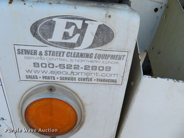 image for item DH0699 2011 Freightliner Business Class M2  sewer jetter truck