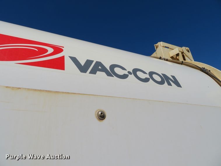 image for item DH0699 2011 Freightliner Business Class M2  sewer jetter truck