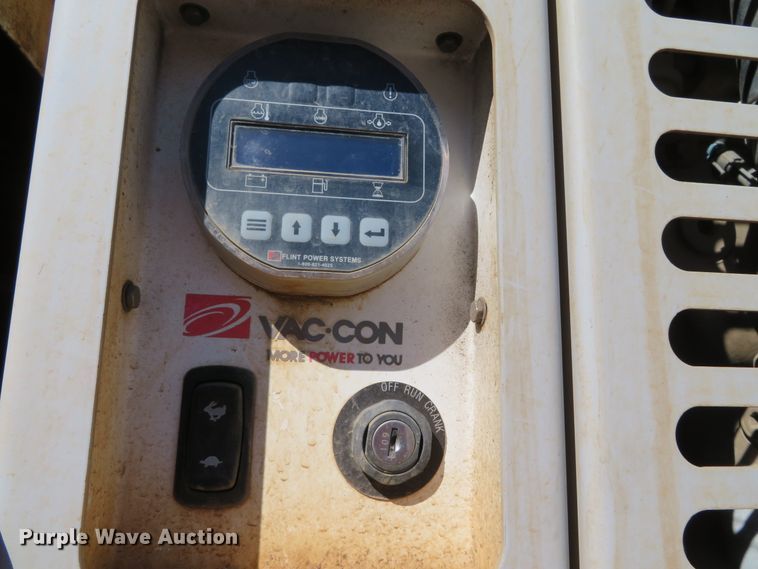 image for item DH0699 2011 Freightliner Business Class M2  sewer jetter truck