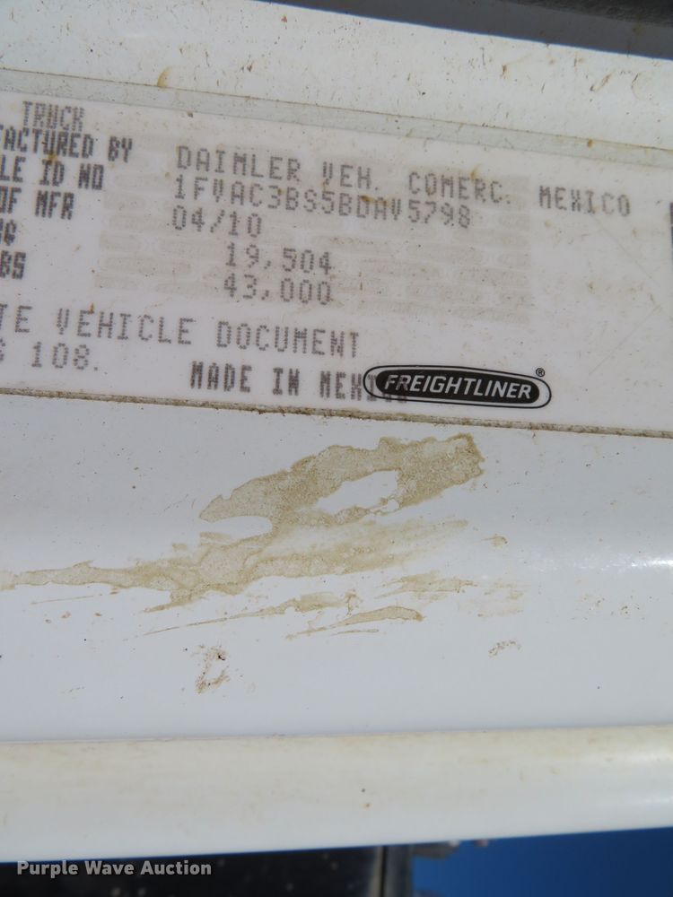 image for item DH0699 2011 Freightliner Business Class M2  sewer jetter truck