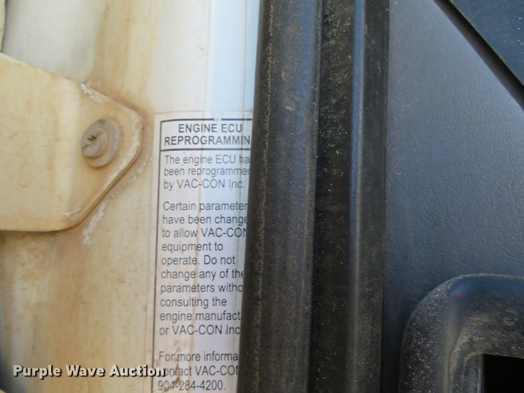 image for item DH0699 2011 Freightliner Business Class M2  sewer jetter truck