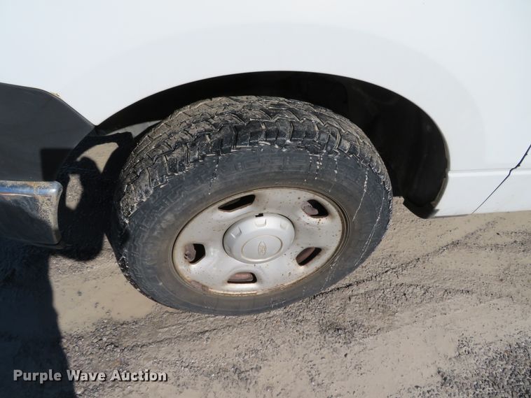 image for item DH0701 2005 Ford F150XL  pickup truck