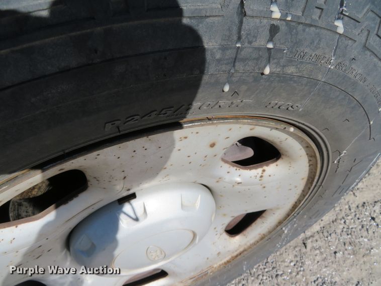 image for item DH0701 2005 Ford F150XL  pickup truck