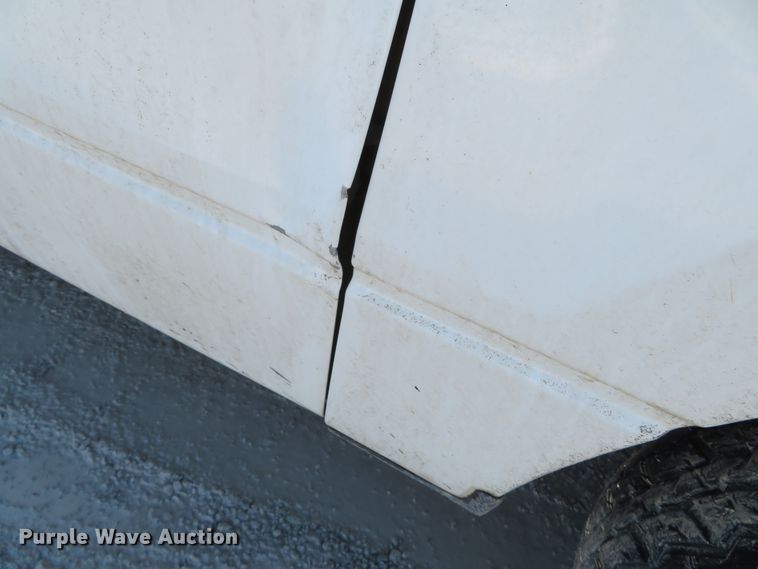 image for item DH0701 2005 Ford F150XL  pickup truck