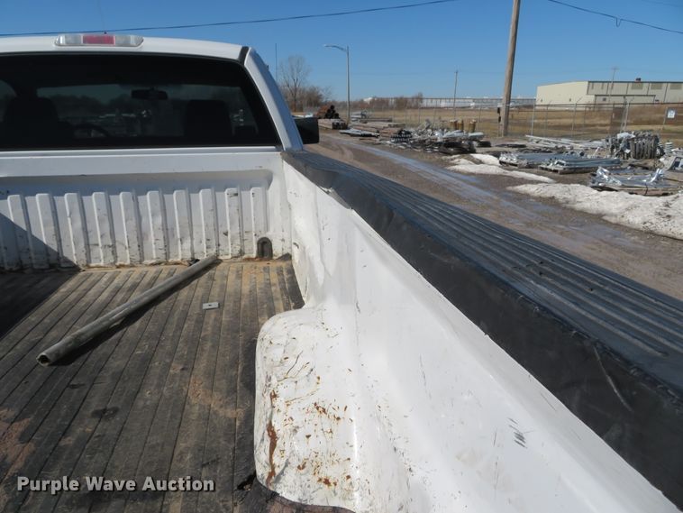 image for item DH0701 2005 Ford F150XL  pickup truck