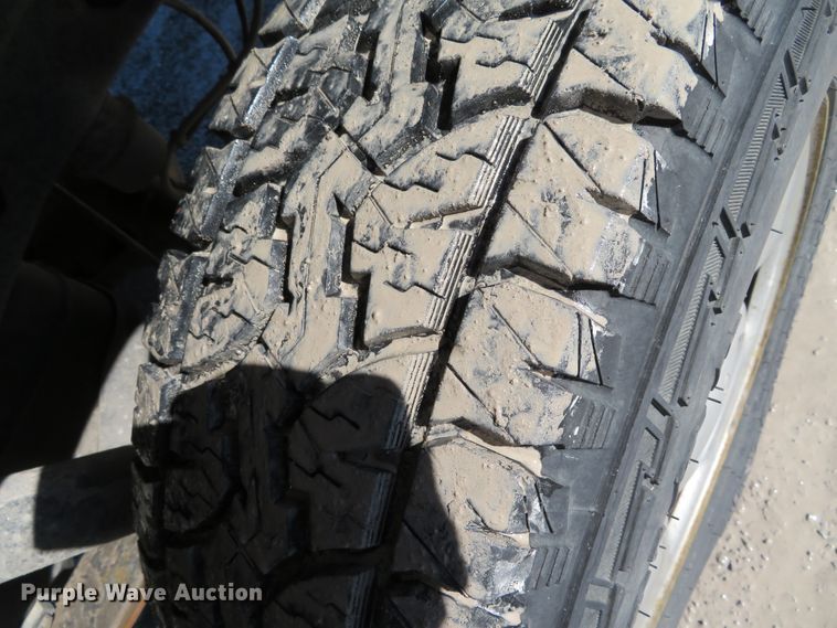 image for item DH0701 2005 Ford F150XL  pickup truck