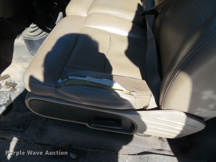 image for item DH0701 2005 Ford F150XL  pickup truck