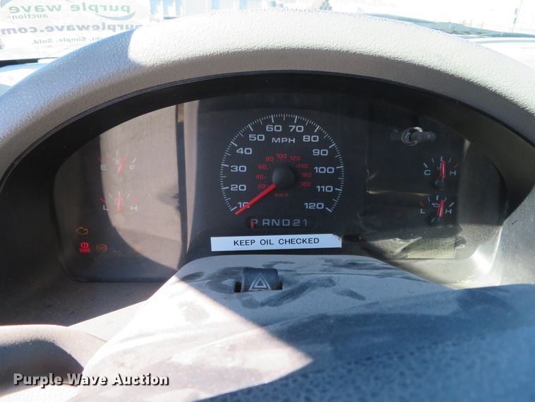 image for item DH0701 2005 Ford F150XL  pickup truck