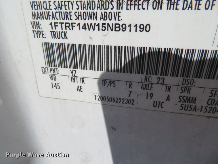 image for item DH0701 2005 Ford F150XL  pickup truck