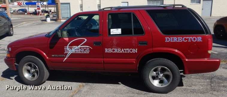image for item DH5222 2002 Chevrolet Blazer  SUV