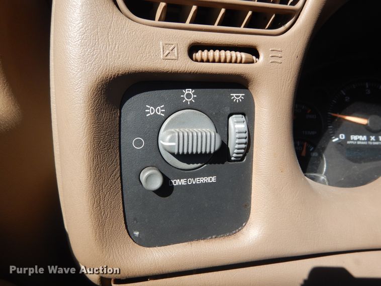 image for item DH5222 2002 Chevrolet Blazer  SUV