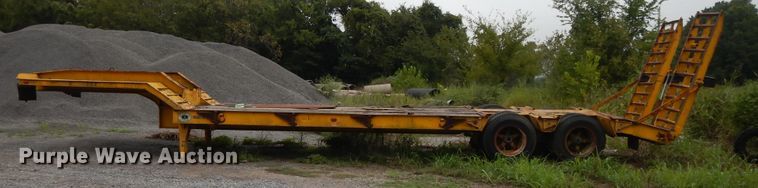 image for item DI7738 Equipment trailer