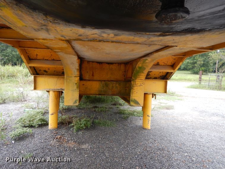 image for item DI7738 Equipment trailer