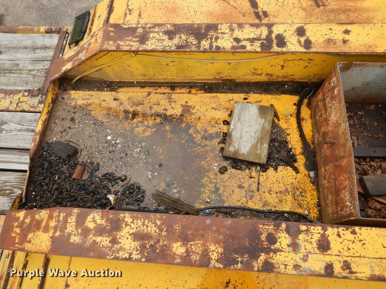 image for item DI7738 Equipment trailer