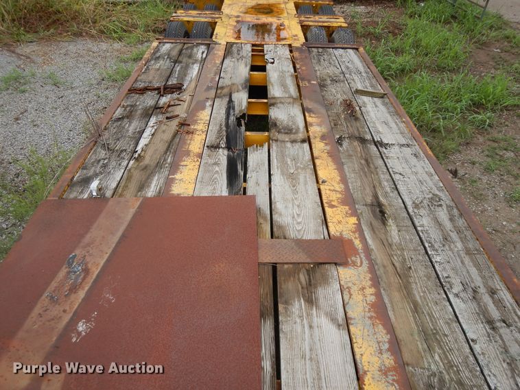 image for item DI7738 Equipment trailer