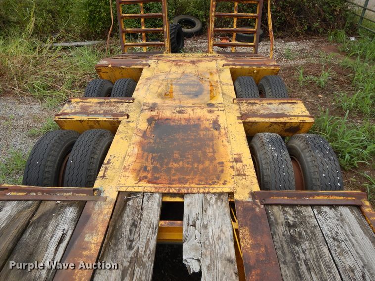 image for item DI7738 Equipment trailer