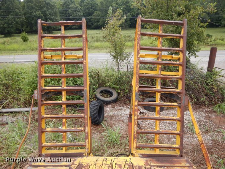 image for item DI7738 Equipment trailer