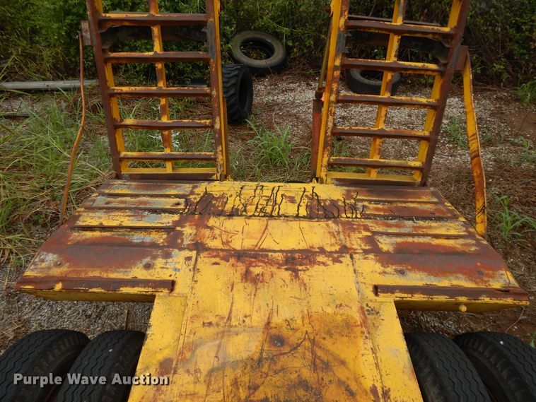 image for item DI7738 Equipment trailer