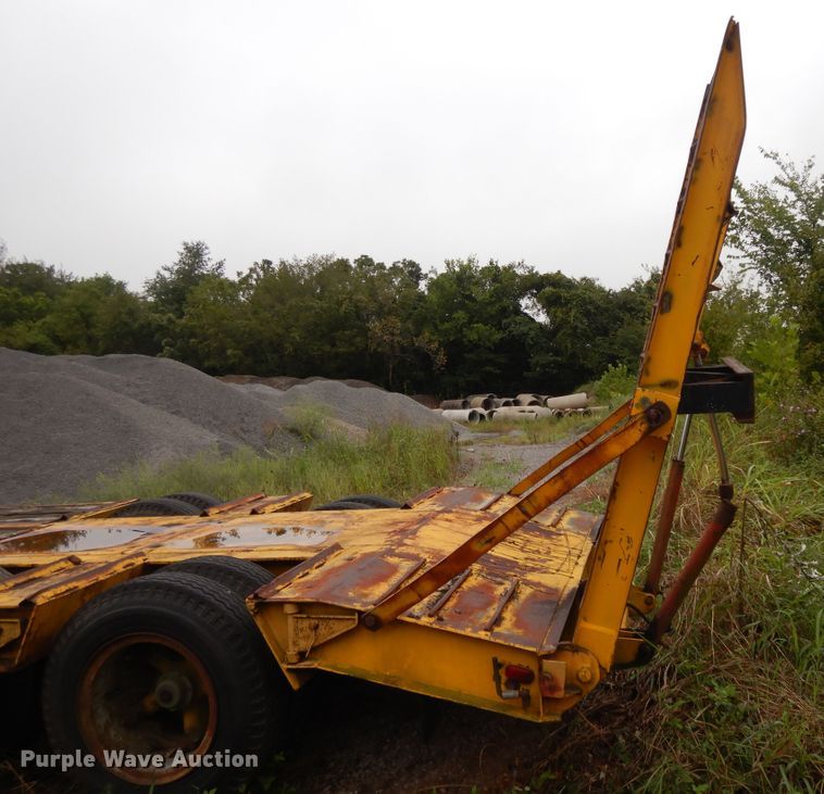 image for item DI7738 Equipment trailer