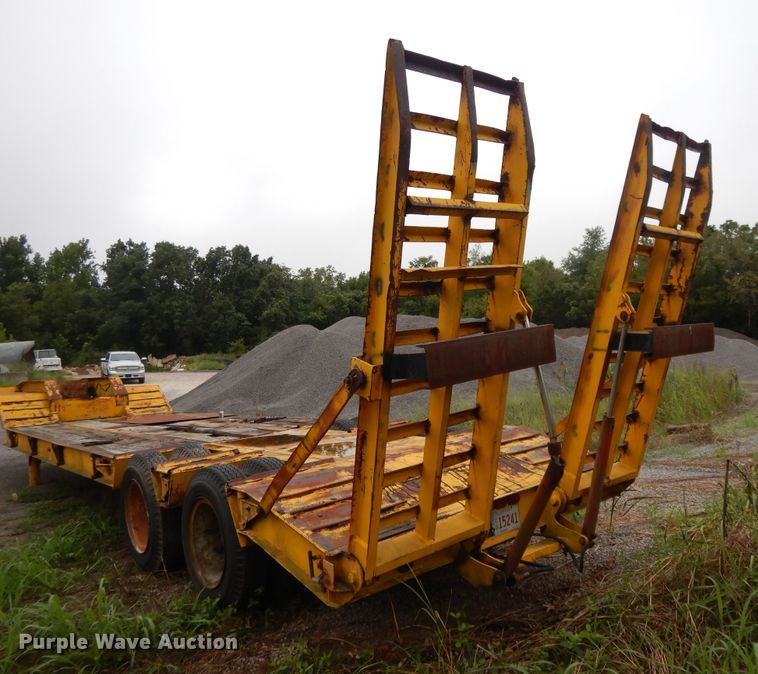 image for item DI7738 Equipment trailer