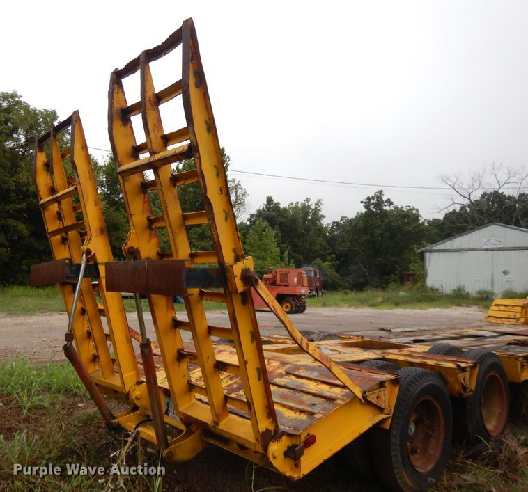 image for item DI7738 Equipment trailer
