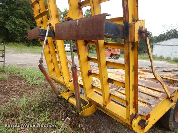 image for item DI7738 Equipment trailer