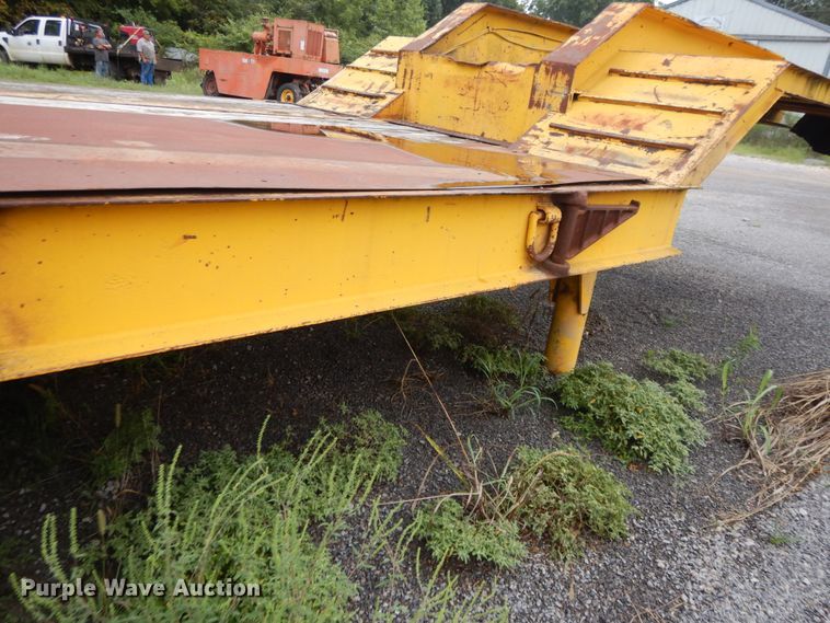 image for item DI7738 Equipment trailer