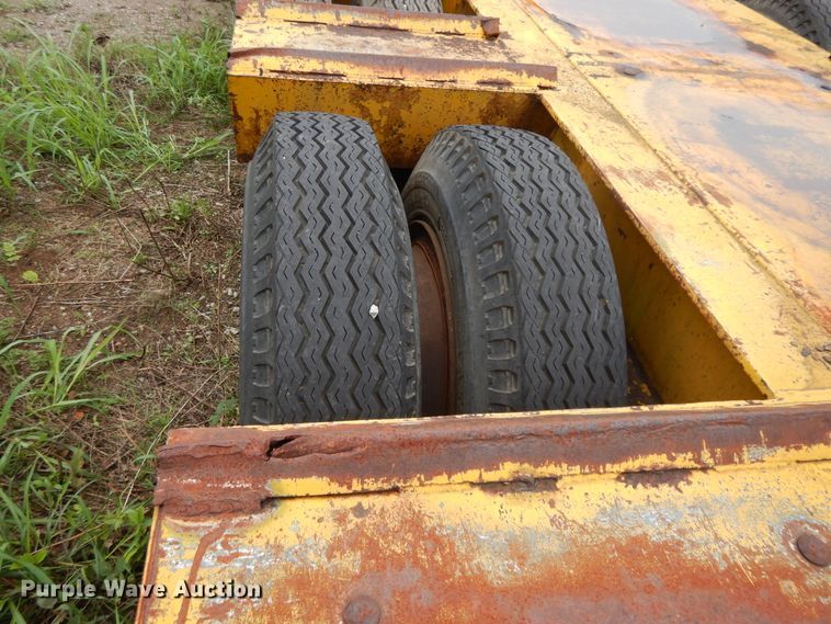 image for item DI7738 Equipment trailer