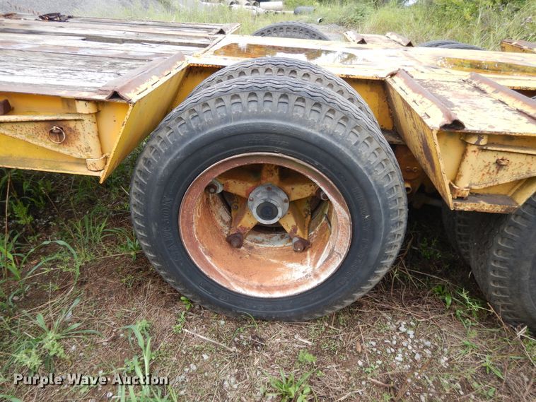 image for item DI7738 Equipment trailer