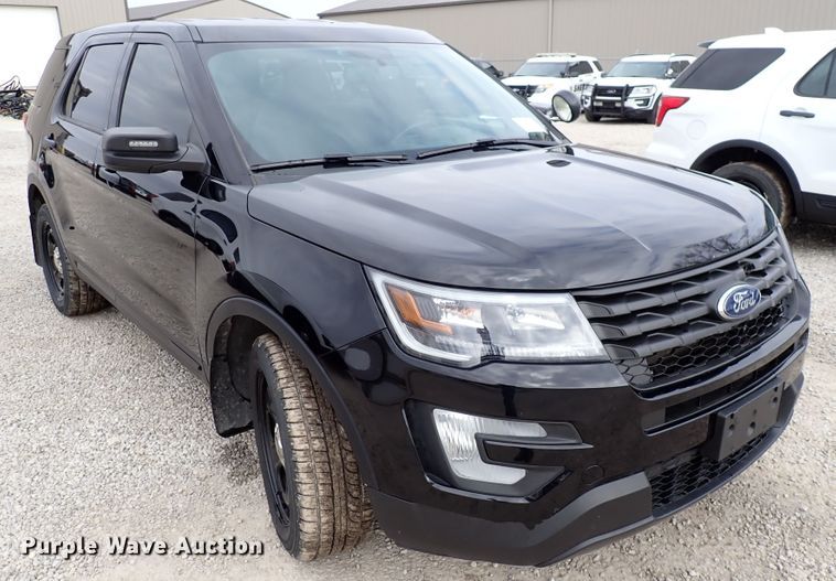 image for item DJ0083 2017 Ford Explorer Police  SUV