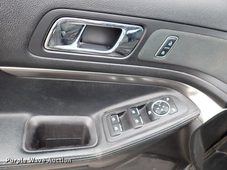 image for item DJ0083 2017 Ford Explorer Police  SUV