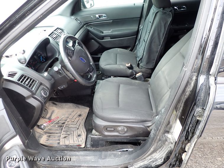 image for item DJ0083 2017 Ford Explorer Police  SUV