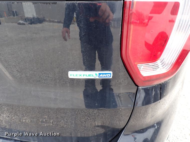 image for item DJ0083 2017 Ford Explorer Police  SUV