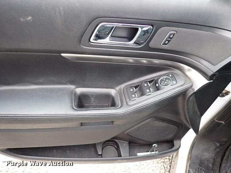 image for item DJ0084 2016 Ford Explorer Police  SUV