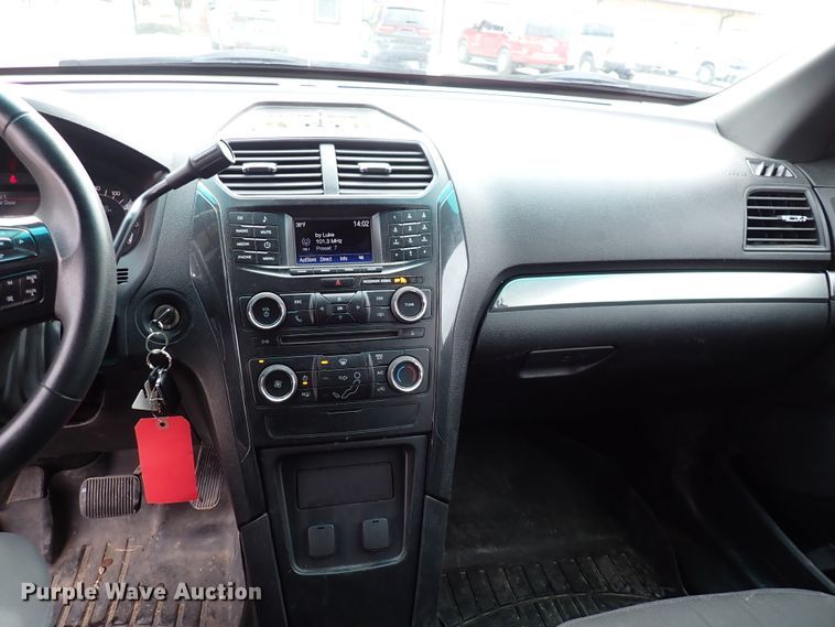 image for item DJ0084 2016 Ford Explorer Police  SUV