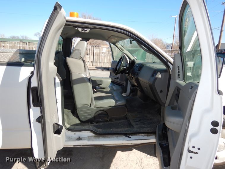 image for item DJ2833 2008 Ford F150  pickup truck