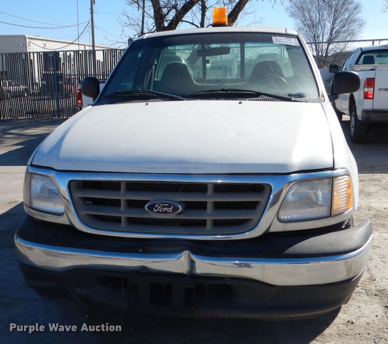 image for item DJ2834 2001 Ford F150  pickup truck