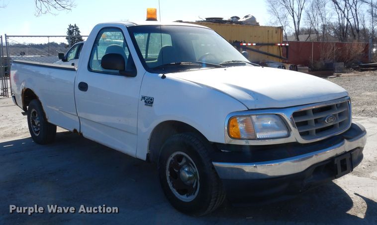 image for item DJ2834 2001 Ford F150  pickup truck