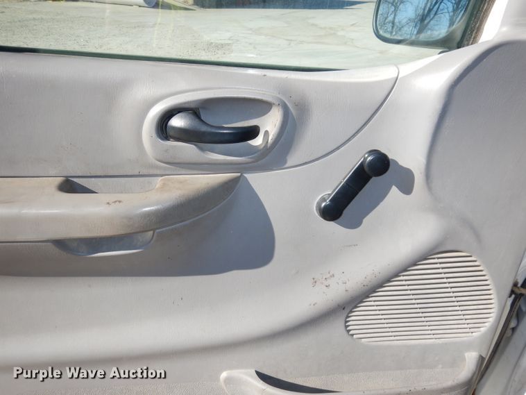 image for item DJ2834 2001 Ford F150  pickup truck