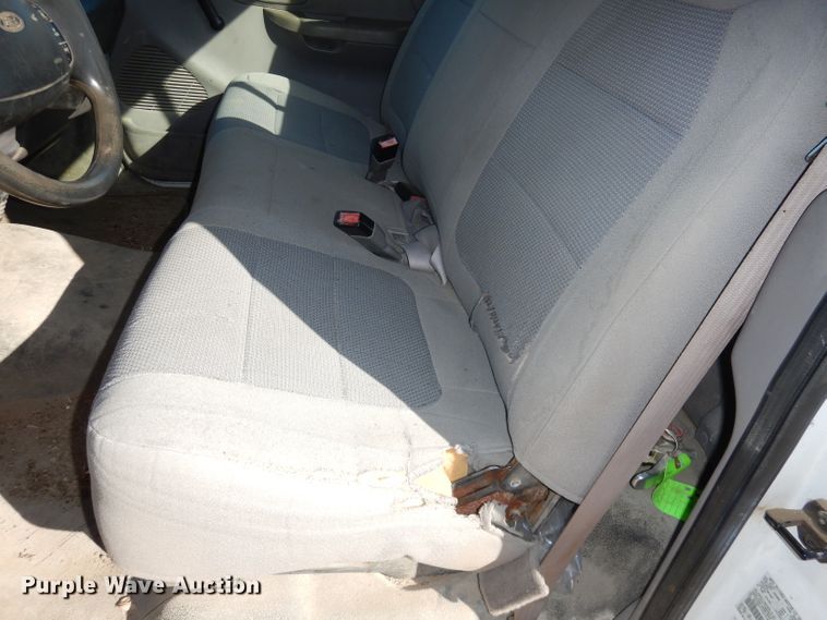 image for item DJ2834 2001 Ford F150  pickup truck