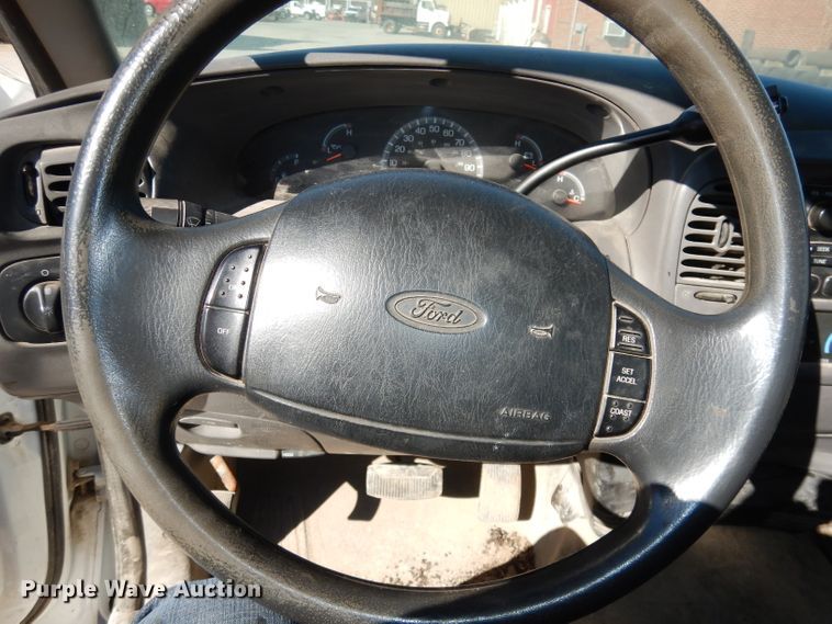 image for item DJ2834 2001 Ford F150  pickup truck