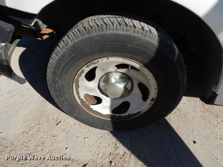 image for item DJ2834 2001 Ford F150  pickup truck