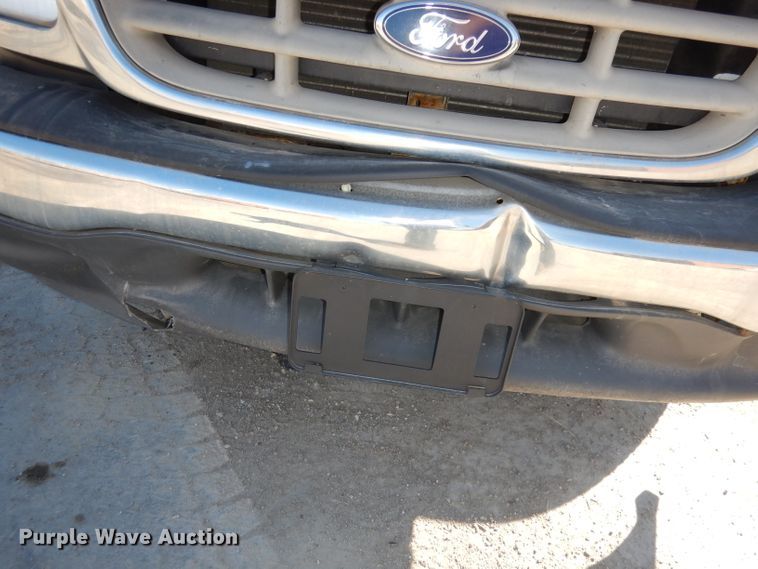 image for item DJ2834 2001 Ford F150  pickup truck