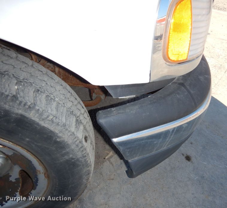 image for item DJ2834 2001 Ford F150  pickup truck