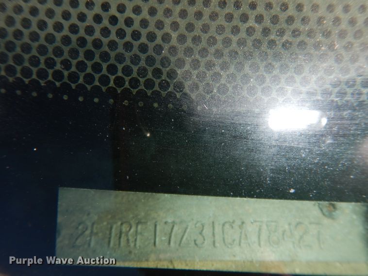 image for item DJ2834 2001 Ford F150  pickup truck