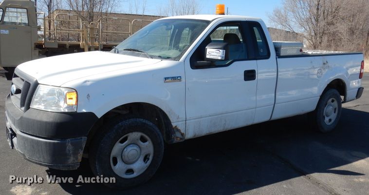 image for item DJ2835 2008 Ford F150 XL  pickup truck