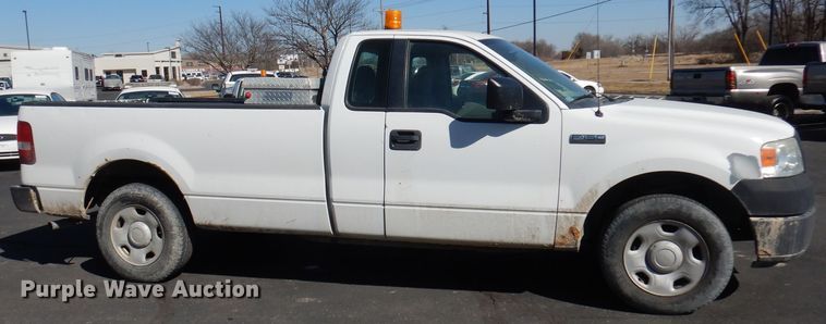 image for item DJ2835 2008 Ford F150 XL  pickup truck